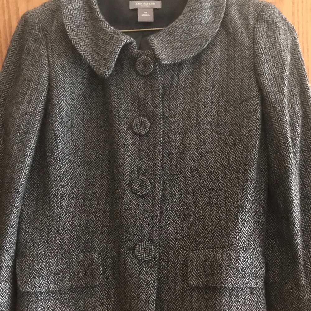 Ann Taylor Jacket. Grey/cream